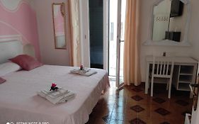 Enza Room'S Amalfi Coast